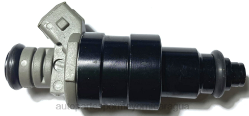 Mayoristas De Repuestos De Auto 2B261782 inyector de combustible 0280150211 fj710 RENAULT